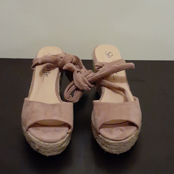 Wedge sandal - Picture 2 of 7